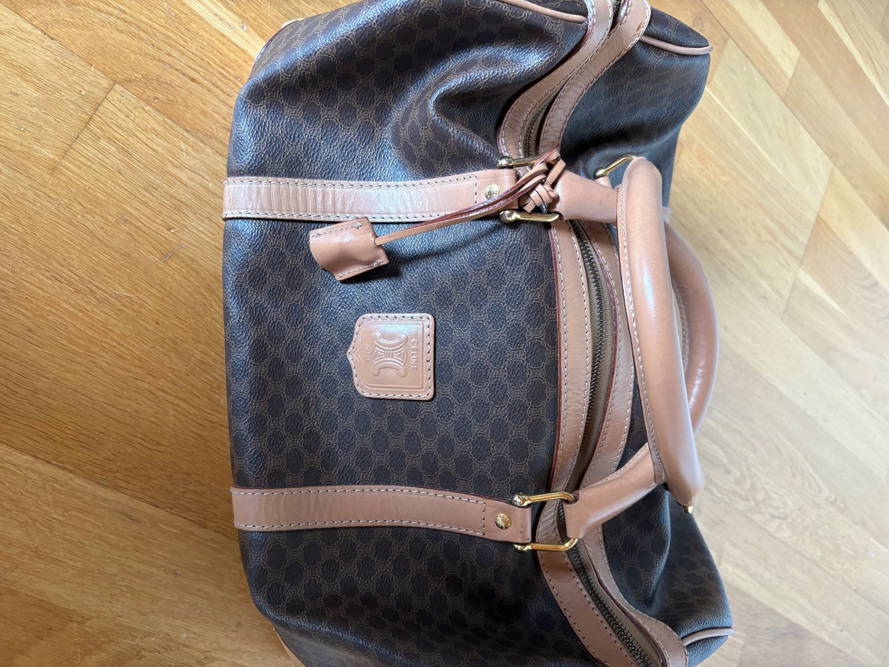 Celine Borse: Céline Macadam Boston Bag Brown – Usato da Bern venduto da ano_ngd5 1