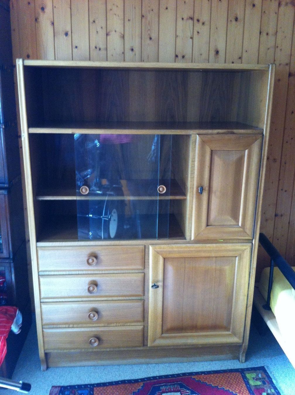 Büffets: Buffet Glasscheiben,  3 Schubladen Antik – Gebraucht aus Stein AR von claire009 1