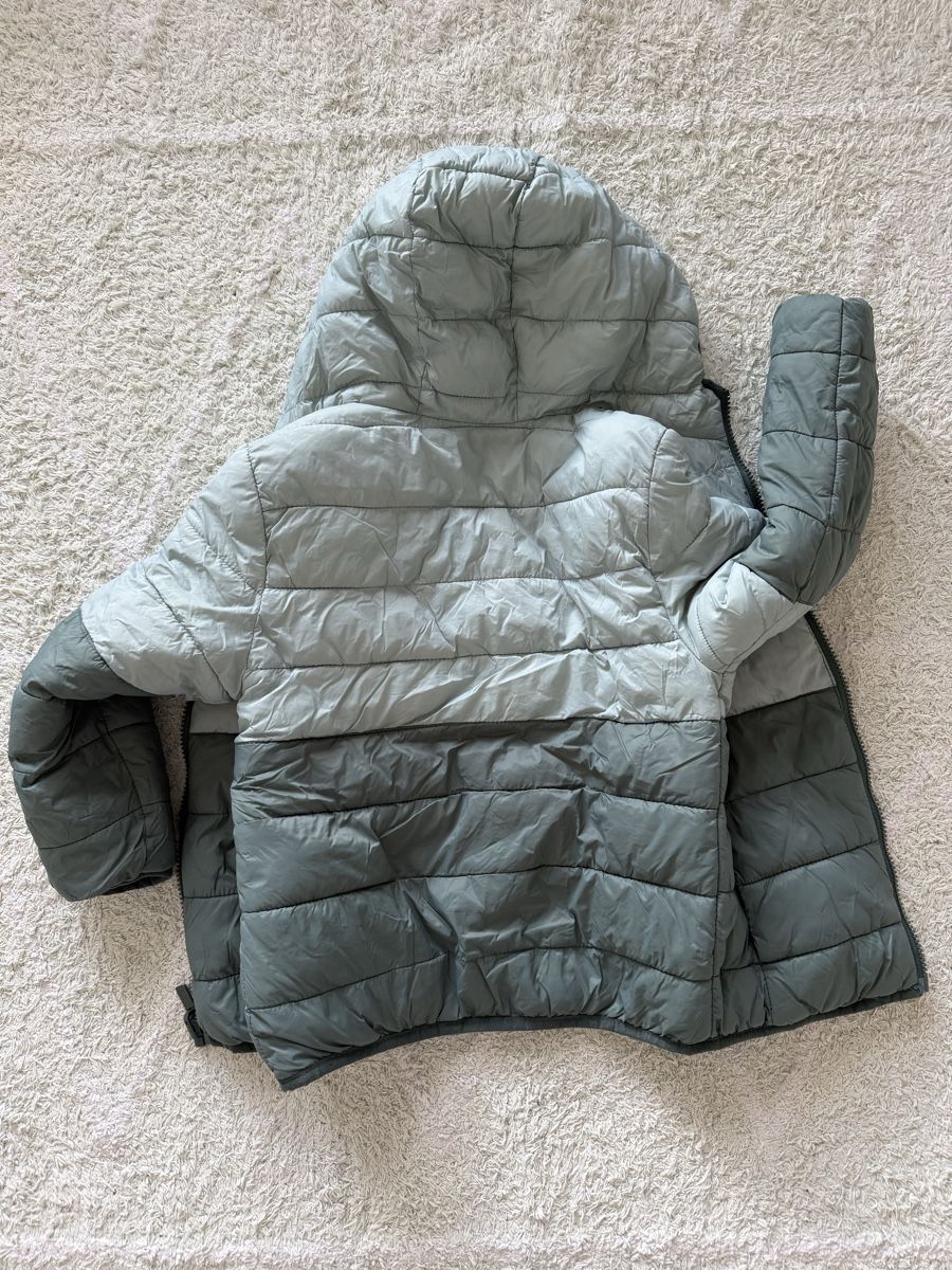 Vertbaudet Vestes & Manteaux: Wendbare Light-Steppjacke, Grösse 128 cm – D'occasion à Langenthal par Leclafel 2