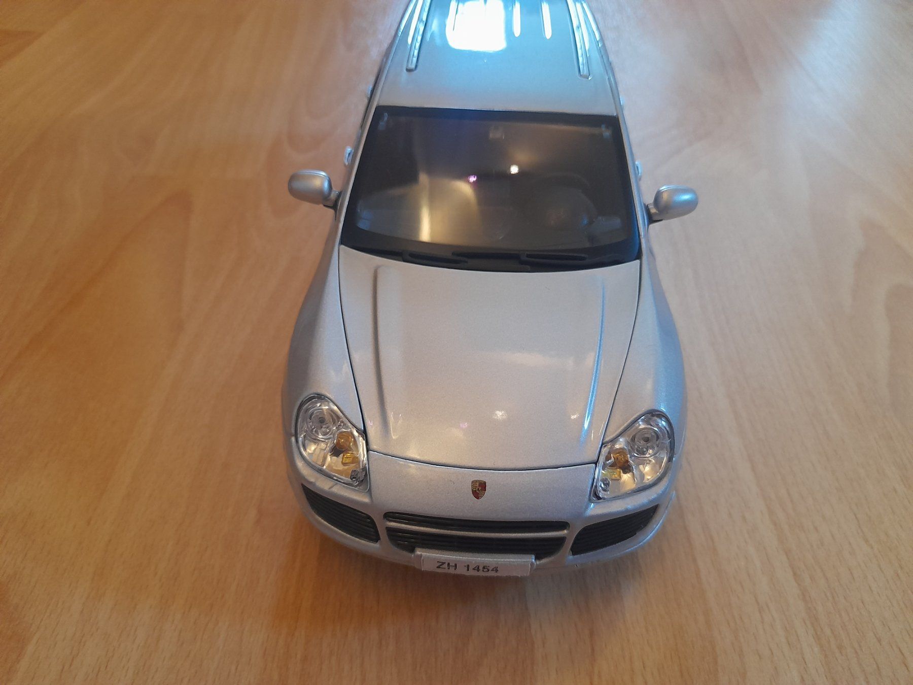 Maisto Modellautos: Porsche Cayenne Modellauto Maisto 1:18 – Gebraucht aus Lustmühle von chevi03 4