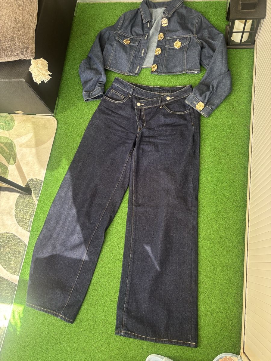 Lots de vêtements: Jeans Zweiteiler gr.M – D'occasion à Zug par Biki72 1