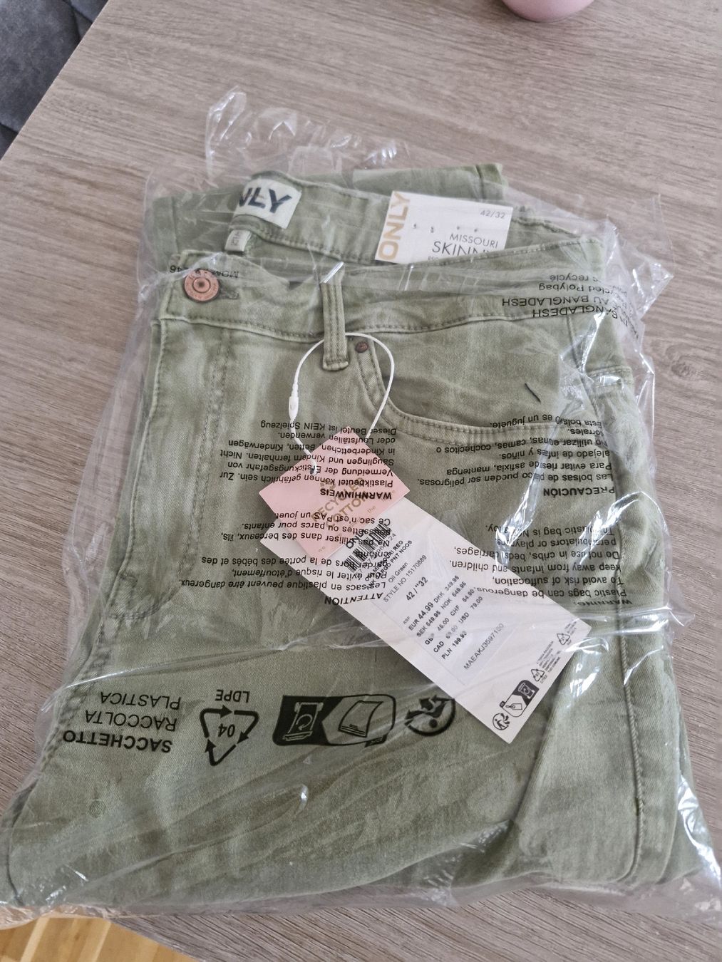 Pantaloni: neue hose – Nuovo e nell'imballaggio originale da Zuchwil venduto da silvermoon74 2