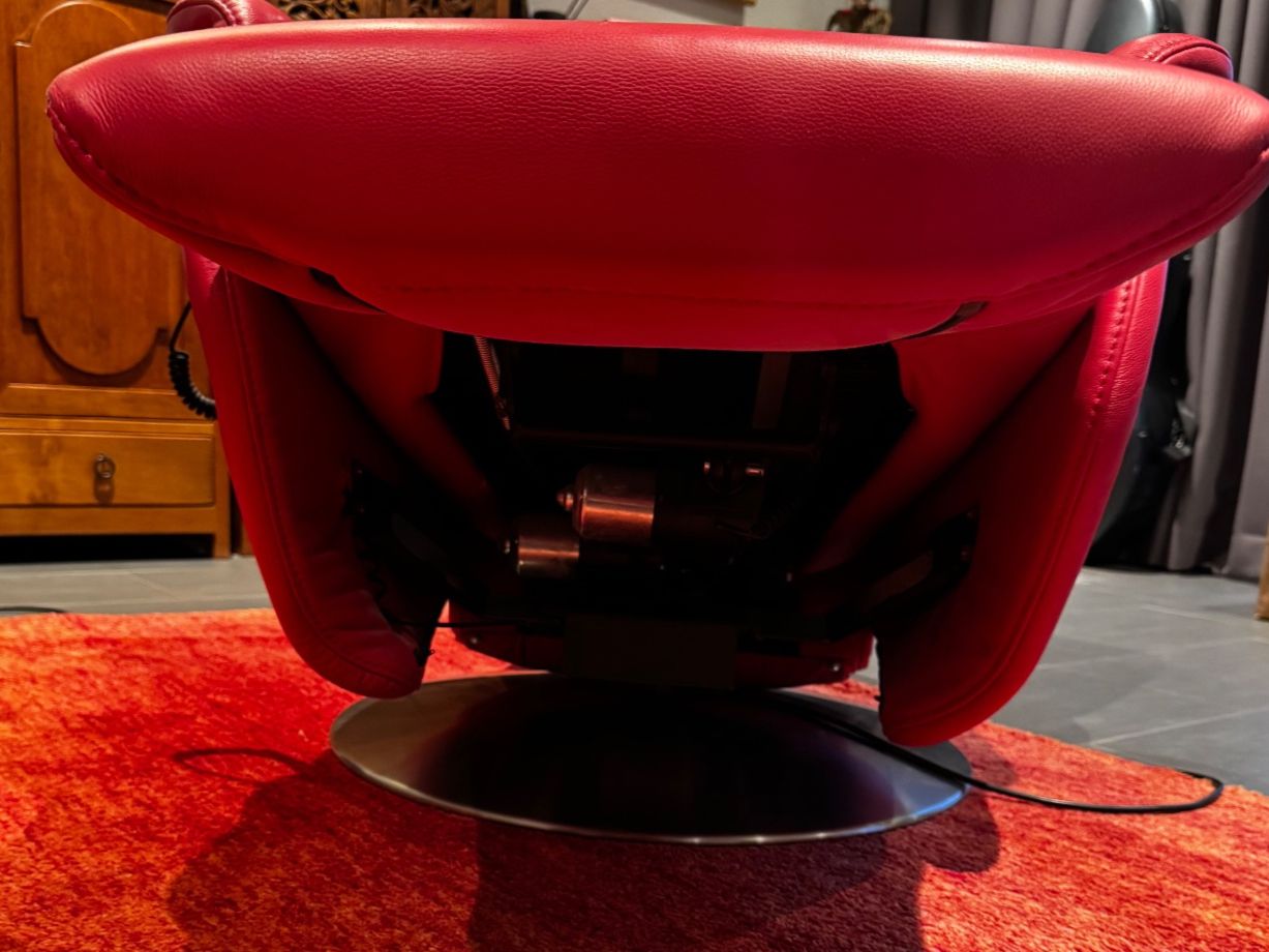 Himolla Sessel: Himolla Relax Sessel mit Massagefunktion – Gebraucht aus Biel-Benken BL von Tassanee 4