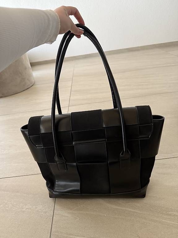 Borse da donna: Schwarze Handtasche  – Usato da Zwingen venduto da KatjaM 1