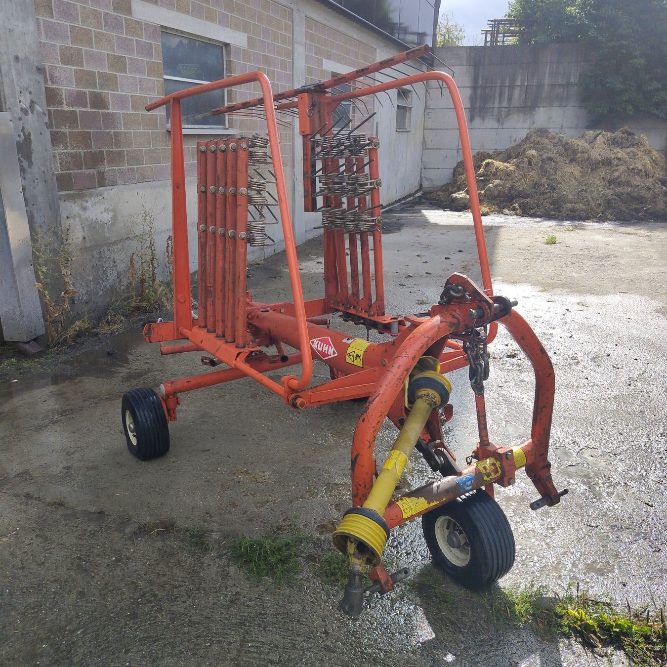 Kuhn Fauchage: Kreiselschwader Kuhn – D'occasion à Herisau par kobiza 1
