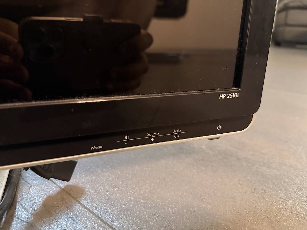 Monitore: Écran HP 25'' – Gebraucht aus Vuarrens von italorico 1
