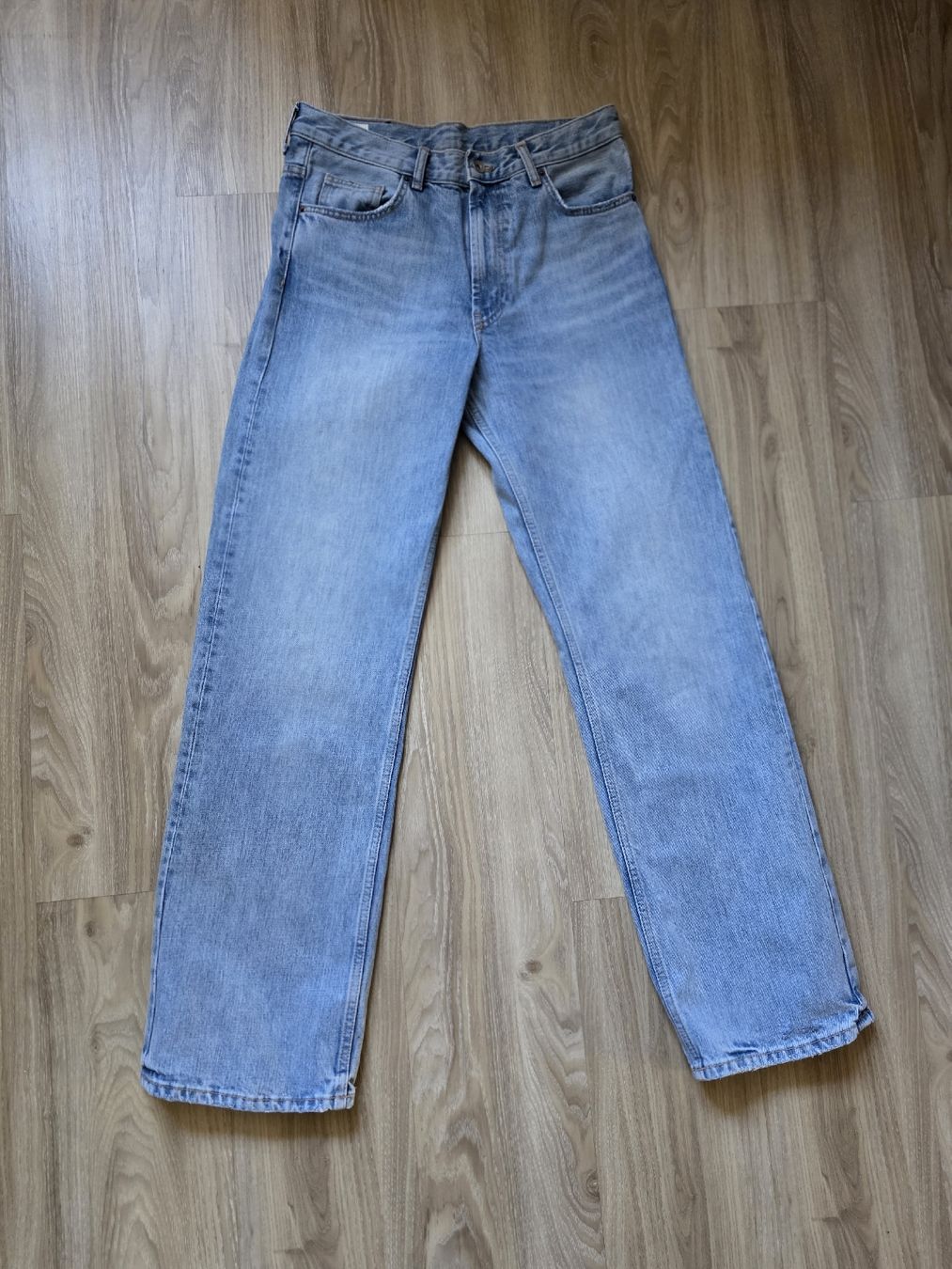 Zara Jeans: Mid waist loose straight Jeans – Usato da Interlaken venduto da NataliiaS 7