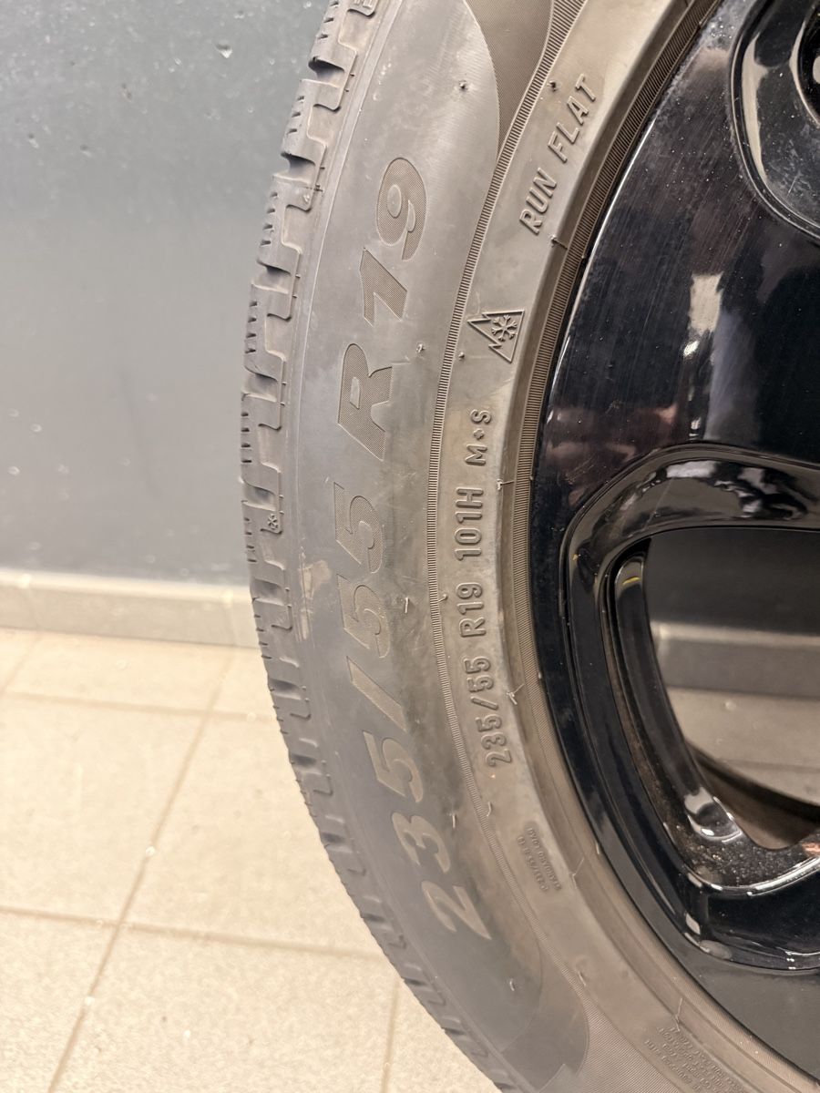 Pneumatici & Ruote complete: Mercedes GLC Winterkompletträder – Usato da Diegten venduto da Lugia46 2