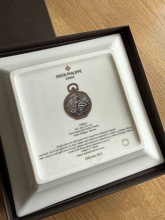 Tutte le decorazioni: Patek Philippe Tray – Nuovo e nell'imballaggio originale da Zürich venduto da shuenoma 1