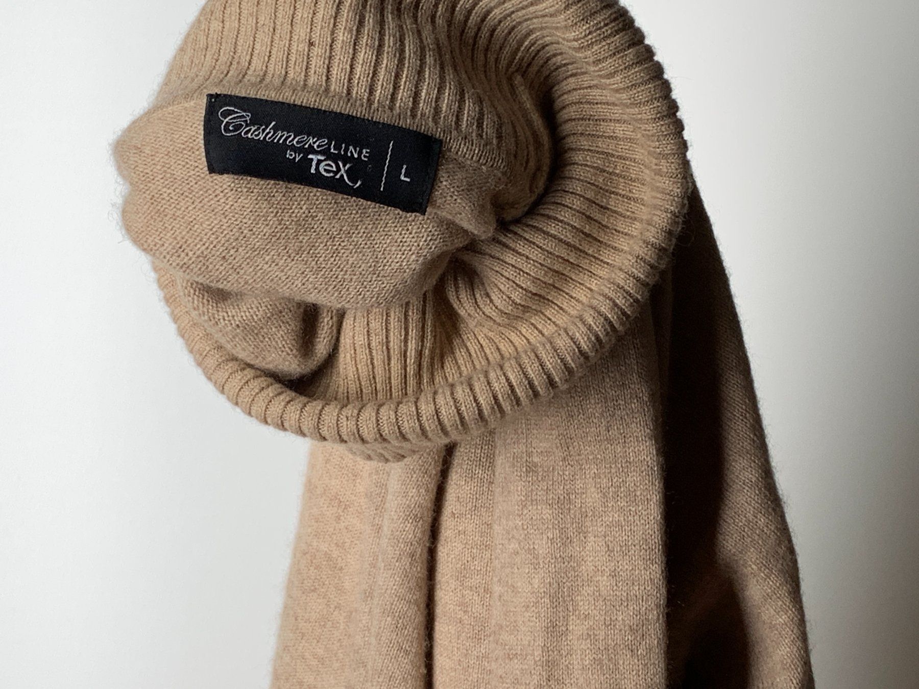 Maglioni & Felpe: Tex Rollkragenpullover 100% Kaschmir Camel Beige, L – Usato da Zürich venduto da lor_s6l8 6