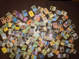 Pokémon Vintage Karten Sammlung - paar Holo / Reverse / 1st