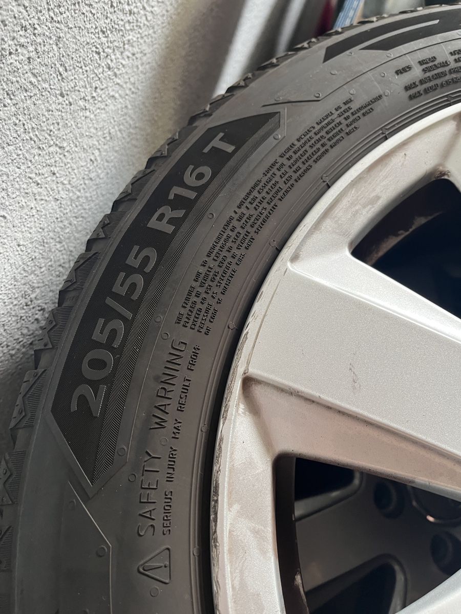 Audi Pneus & Kompletträder: Audi A4 B7 Winterräder komplett  – Gebraucht aus St. Erhard von Michel164 3