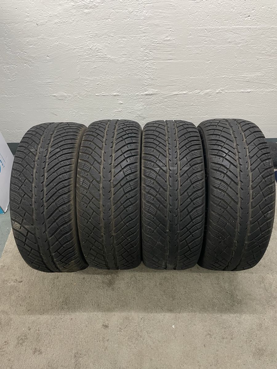Pneumatici & Ruote complete: 4x Cooper Winterpneu 225/50R18 – Usato da Sirnach venduto da MotionModular