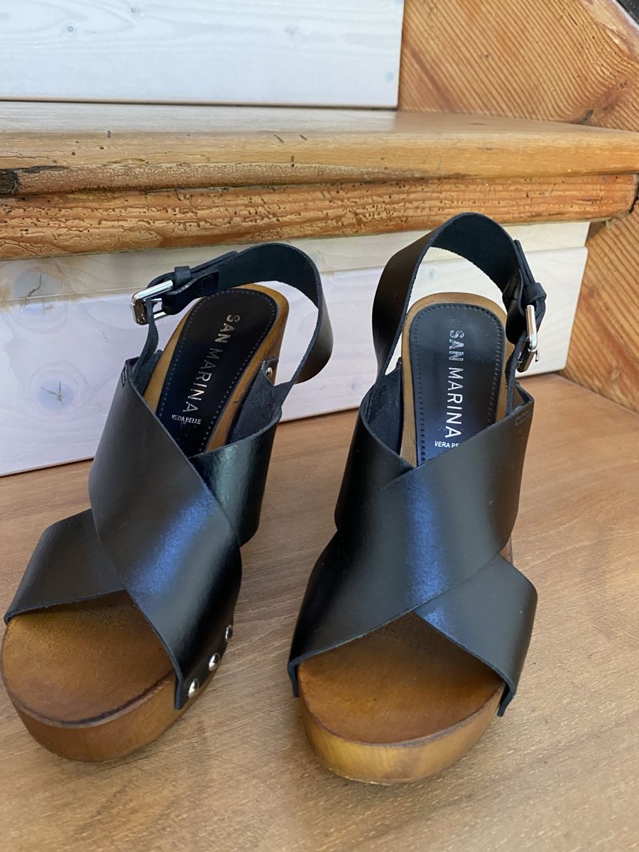 Scarpe da donna: Mules~sandales San Marina – Nuovo (secondo la descrizione) da Moutier venduto da Happyvidedressing 1