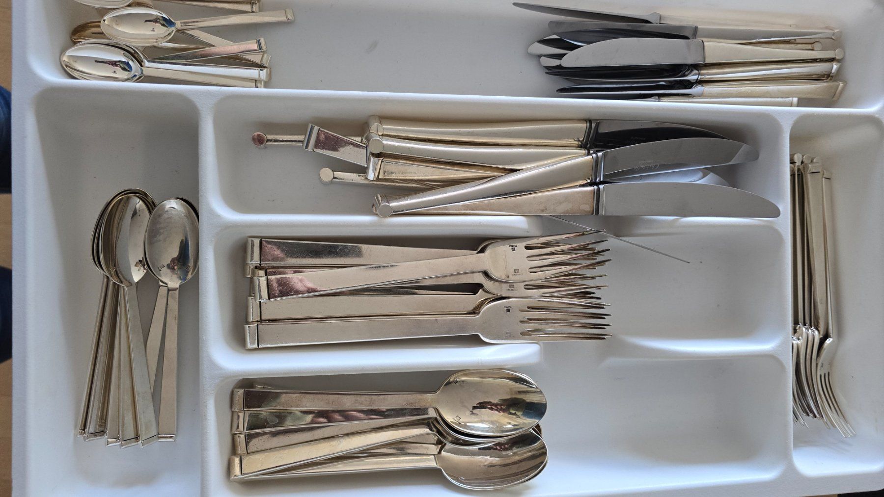 Christofle Set di posate: Couverts Christofle – Usato da Epalinges venduto da aldamarkes 1