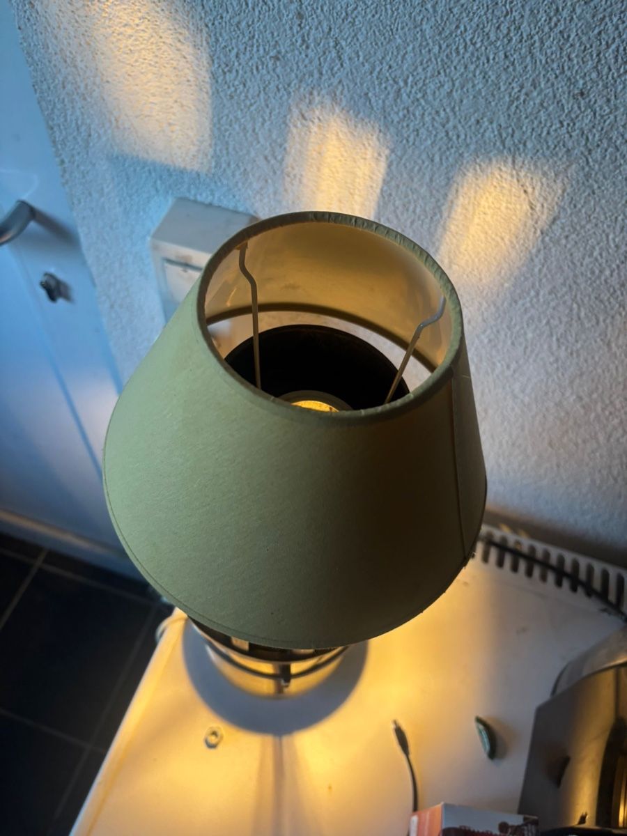 Lampade: Tischlampe – Usato da Uznach venduto da lul_btn2 1