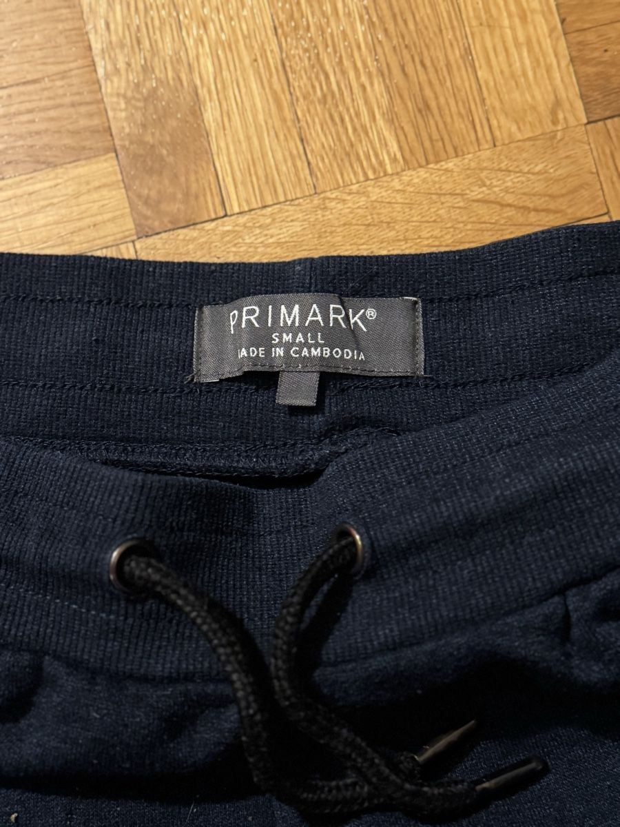 Hosen: Pantalon jogging bleu foncé confortable – Gebraucht aus Lausanne von Dri_Shop 1