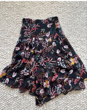 STRADIVARIUS MIDIROCK GRÖSSE S