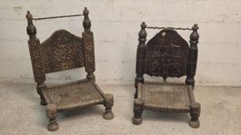 Chaises sculptées traditionnelles - Pakistan ou Afghanistan