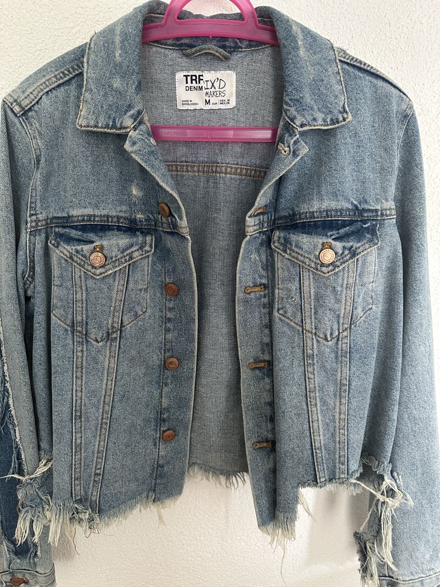 Zara Giacche: Zara Jeansjacke Grösse M, neuwertig. – Nuovo (secondo la descrizione) da Glattbrugg venduto da SMusic98 1