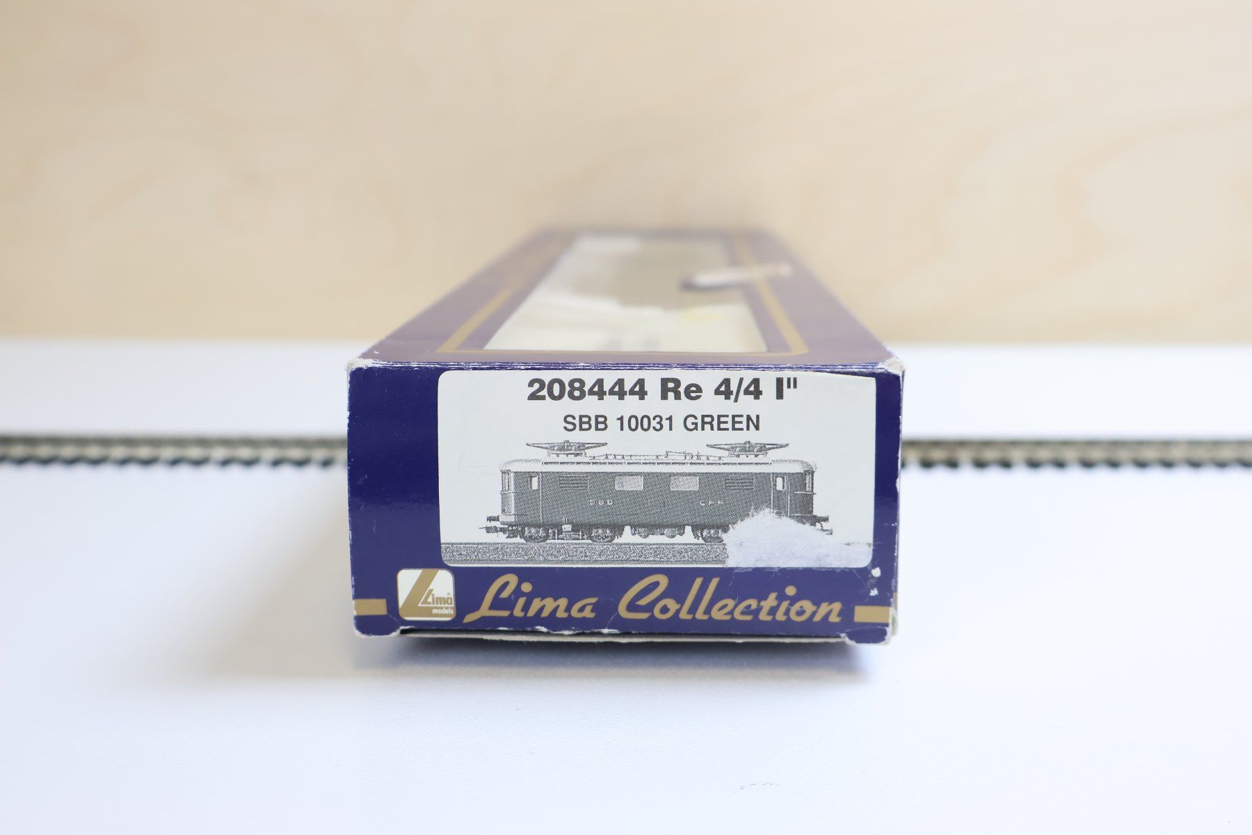 Lima Modellini di ferrovie: Lima Collection SBB Re 4/4 E-Lok - 208444 - H0 – Usato da Winterthur venduto da Monstera 9