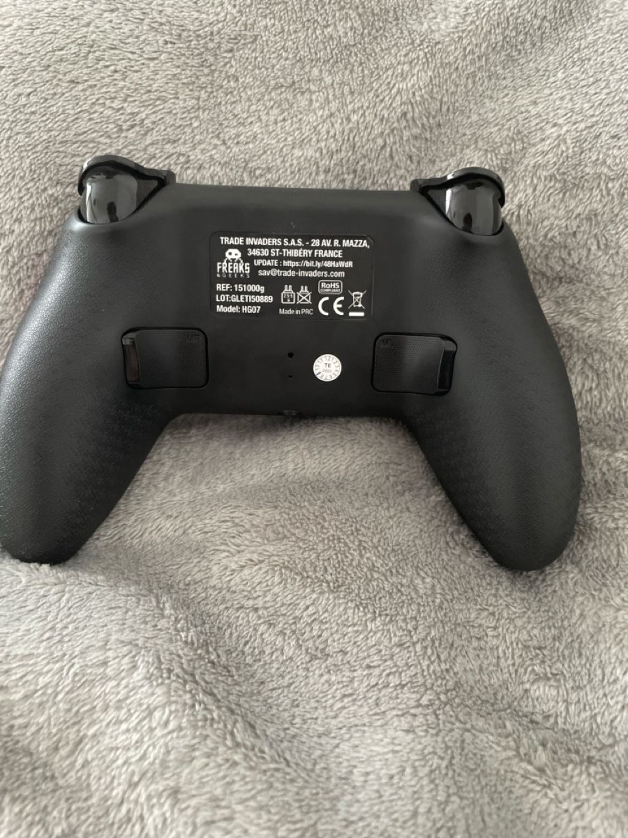 Sony Console: PS 5 Thug Life Controller – Nuovo (secondo la descrizione) da Henau venduto da pil12 2