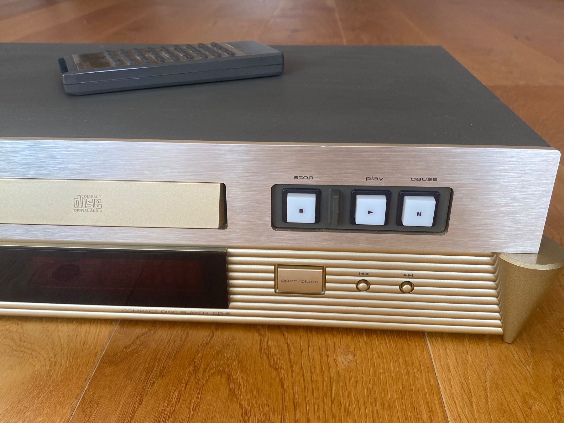 CDs: TEAC CD Player "CD-5" – Gebraucht aus Boswil, CH von dan_lp78 2