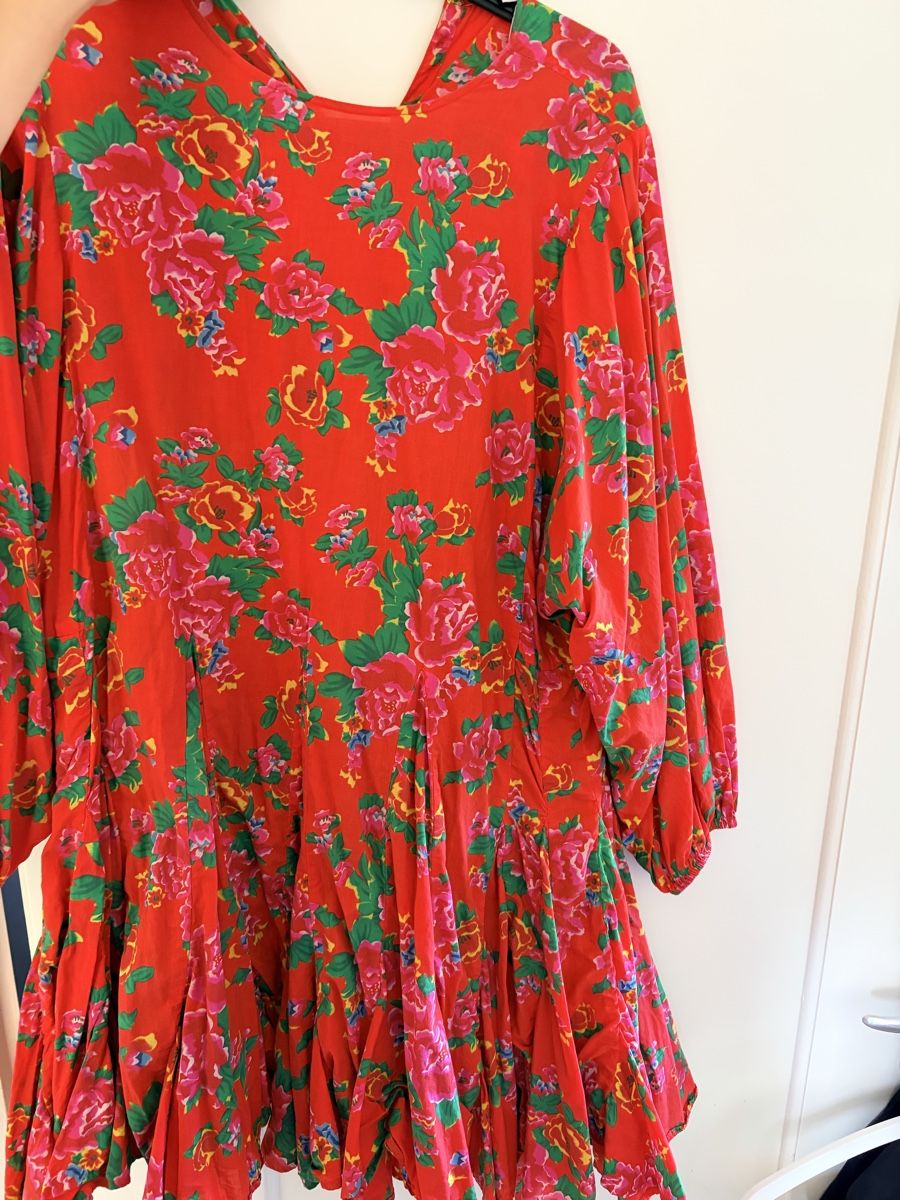 Rhode Kleider: Rhode Dress rot mit Blumenmuster – Gebraucht aus Brugg AG von Elle_1 2