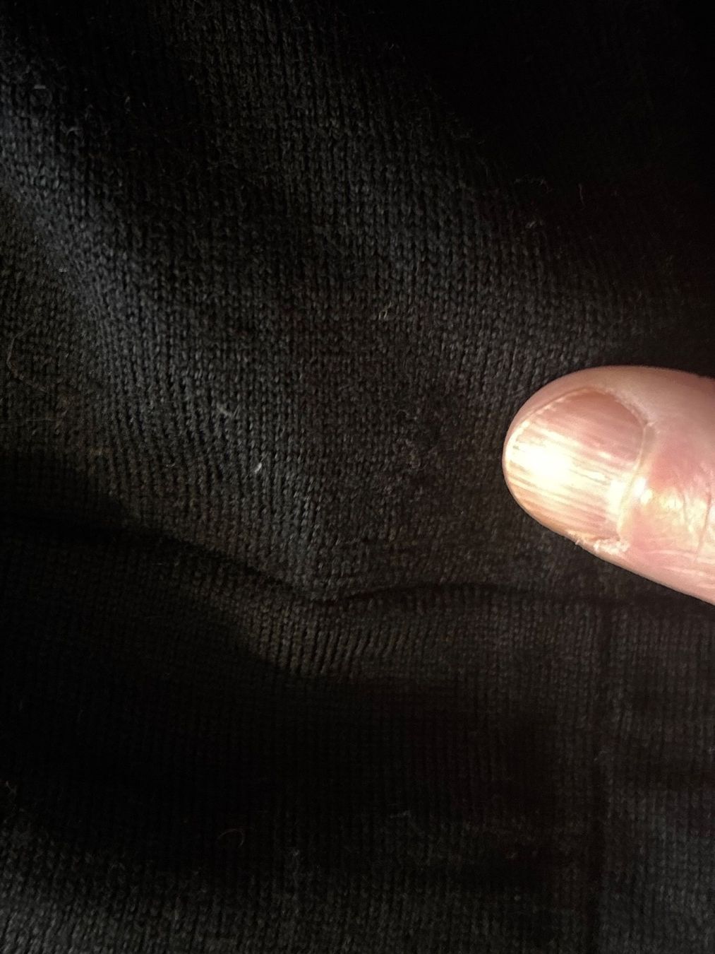 Maglioni & Felpe: FILIPPA K schwarzer Wollpullover Gr. L (geflickte Stellen!) – Usato da Zürich venduto da missmodernage 8