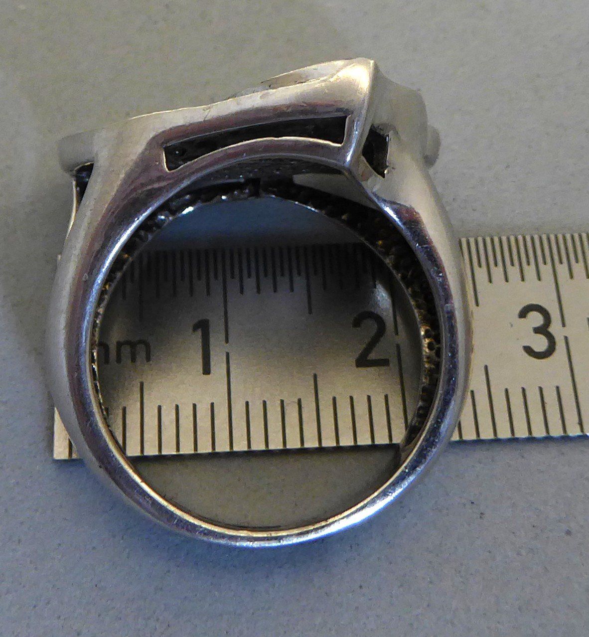 Anelli: Ring 925 Silber mit Perlmutter und synthetischen  Steinchen – Usato da Muri AG venduto da Lineli2020 4