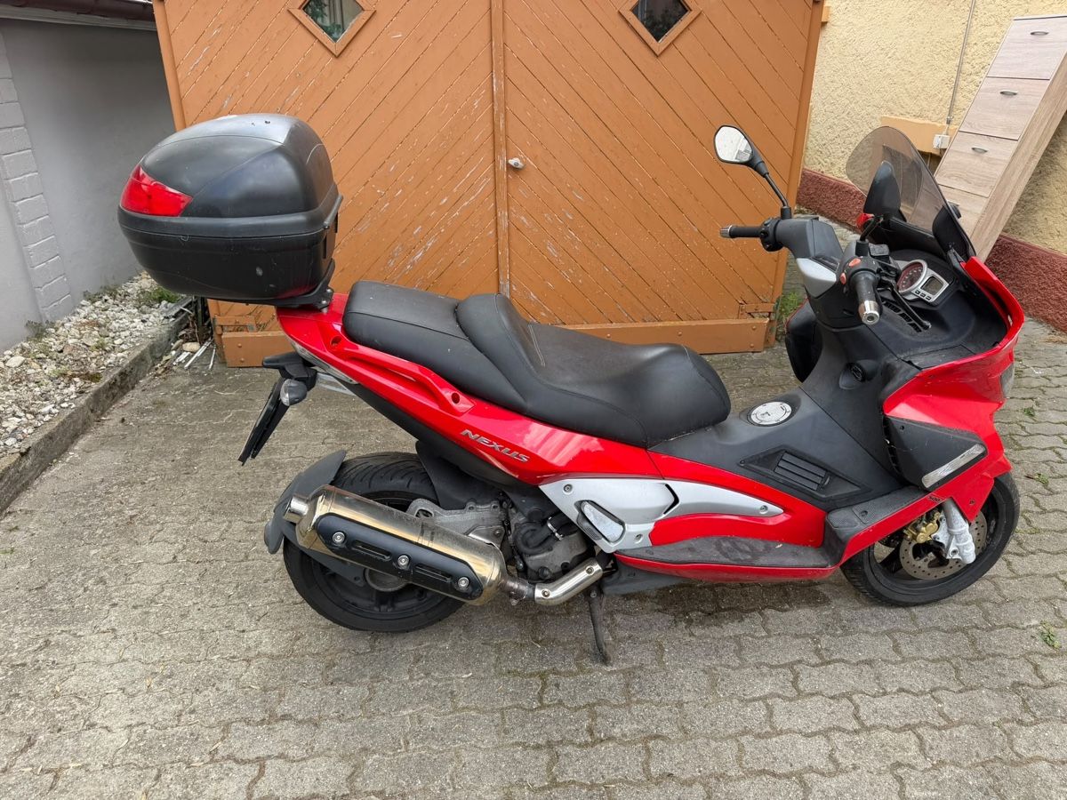 Gilera Scooters: Gilera Nexus 500 – D'occasion à Couvet par ble_l5fl 2