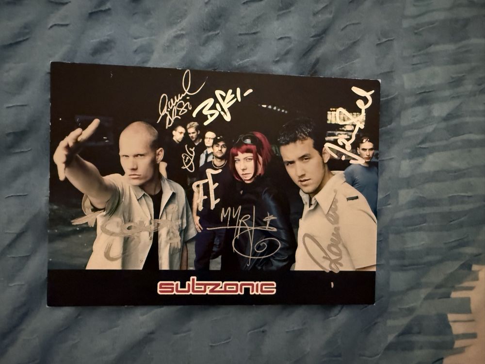 Subzonic Autogrammkarte, signiert, Rarität für Fans! (Gebraucht) in ...
