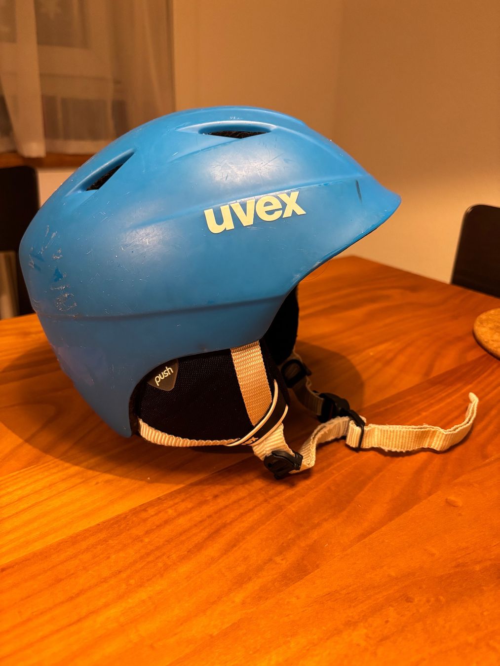 Uvex Helme: Uvex Skihelm Kinder - Grösse 52-54 cm – Gebraucht aus Zürich von Dries 2