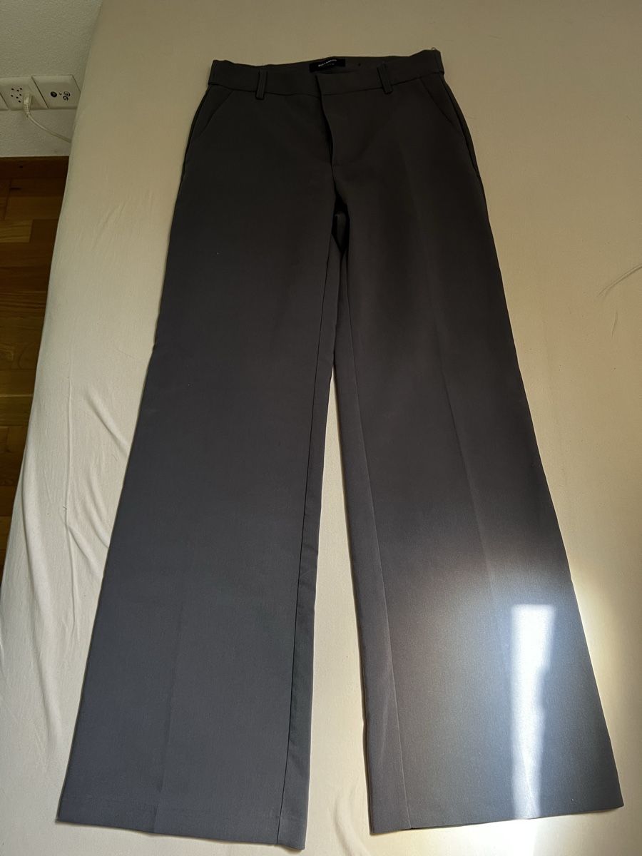 Pull&Bear Pantaloni: Elegante Palazzohose Grau, M Pull&Bear, wie neu, elega – Nuovo (secondo la descrizione) da Hombrechtikon venduto da ami_gj9b