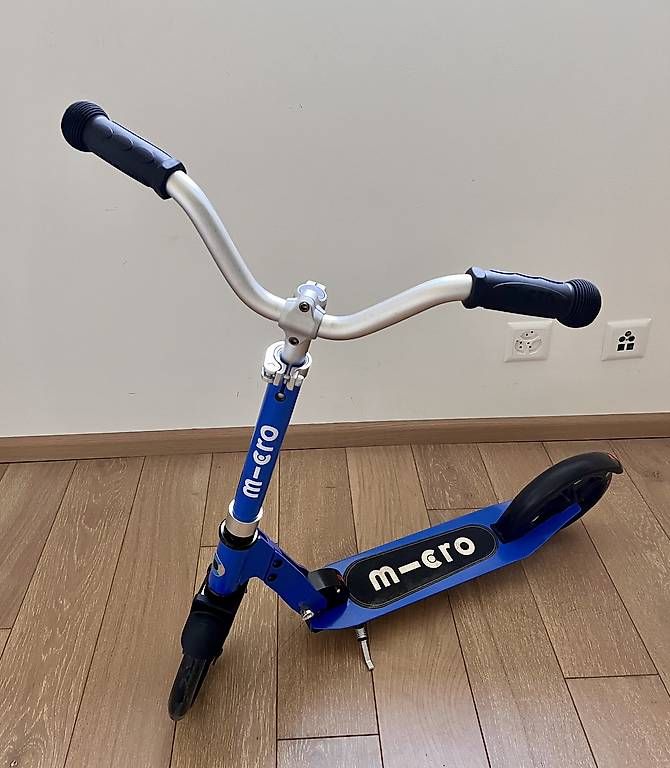 Micro Kickboard: MICRO CRUISER LED – Neuf (Voir description) à Aesch BL par Apriority