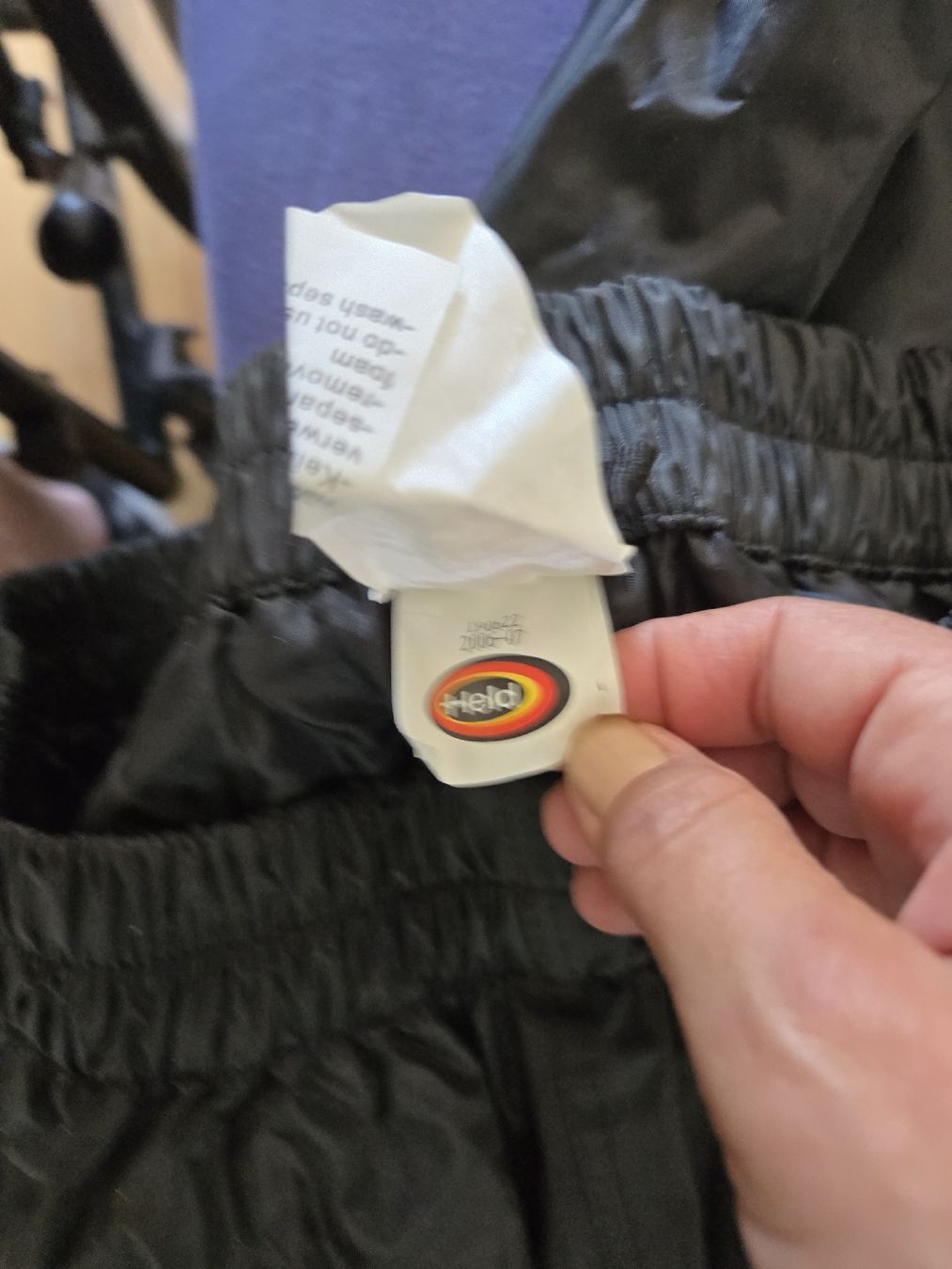 Pantaloni: Regenhose Held Grösse 3XL schwarz  – Usato da Solothurn venduto da Sam79 2