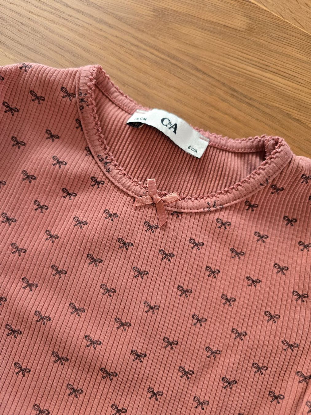 C&A Pulls et sweat-shirts: Pullover Gr. 116 – D'occasion à Zäziwil par Seisler 1
