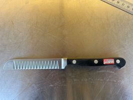 Demidov Messer, geschmiedet von Wüsthof Dreizack 10 cm