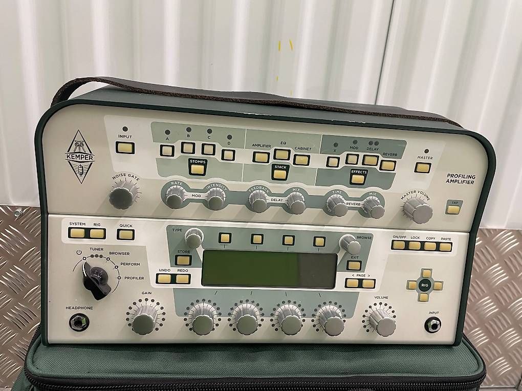 Kemper Amplificatori: Kemper Profiling Amplifier First Edition-mit Original-Tasche – Usato da Basel venduto da Flabber92 1