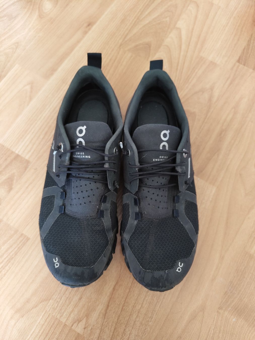 On Herrenschuhe: On Cloud shoes WATERPROOF, 40 – Gebraucht aus Biasca von val_camo93