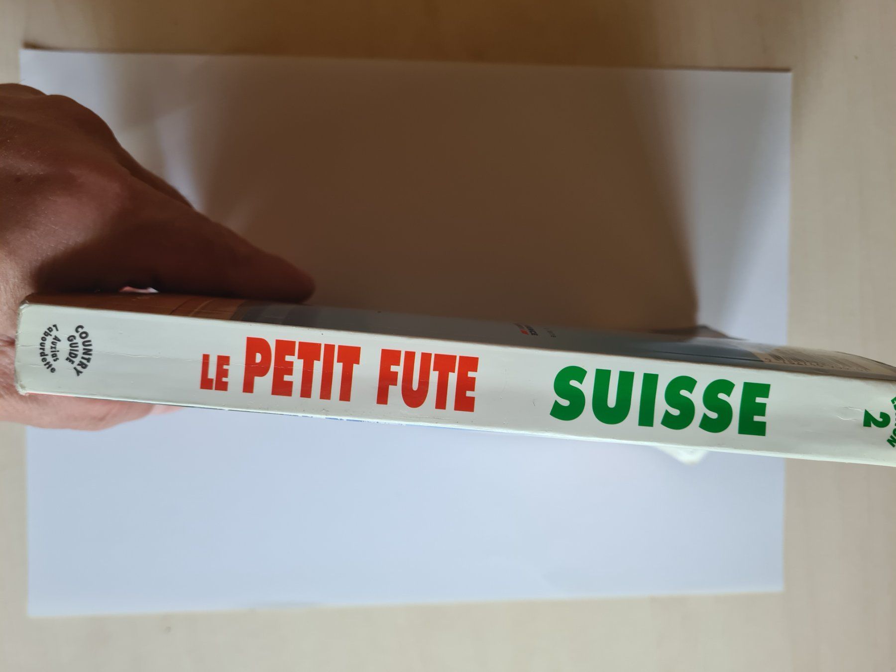 Libri: Guide le petit futé pour la Suisse – Usato da Zürich venduto da pleco12 2