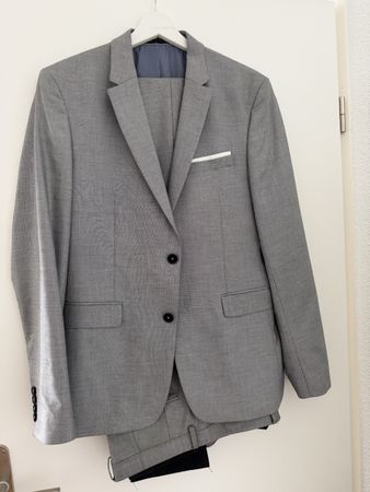 Zara Suit grey