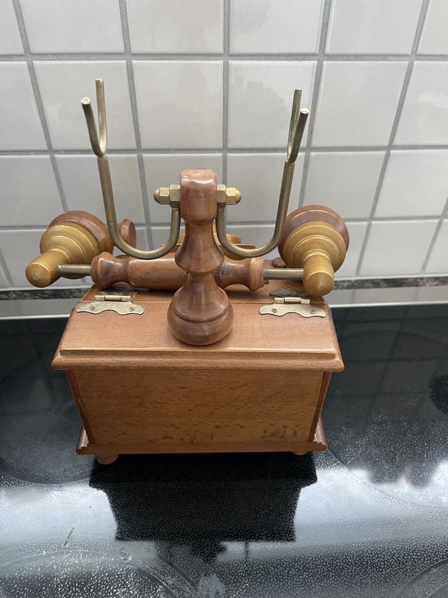 Telefoni: Holz Telefon Truhe – Usato da Oberentfelden venduto da vilibrand 3