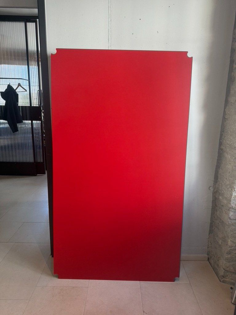 USM Tavoli: USM Tisch rot 175x100 – Usato da Langendorf venduto da Marlinspike 3