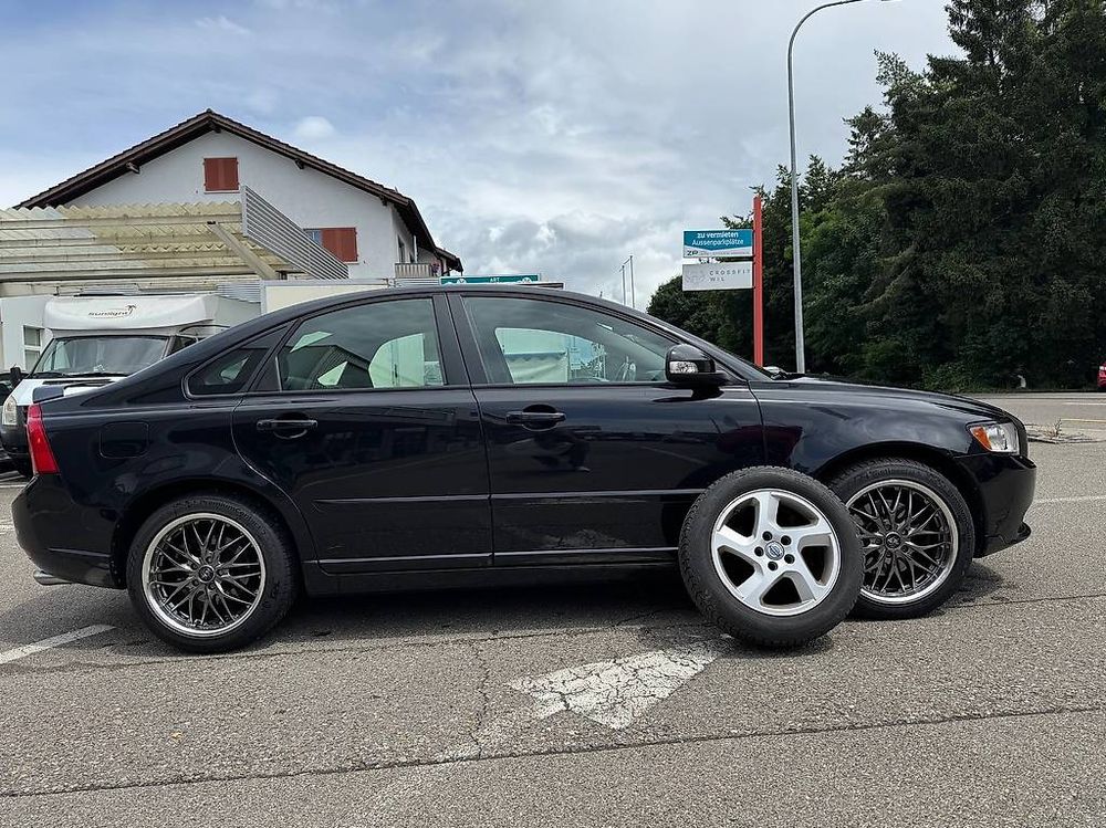 Volvo Automobili: VOLVO S40 T5 Momentum Geartronic 2010- 112 000 km Frisch MFK – Usato da Wil SG venduto da Adeja09 1