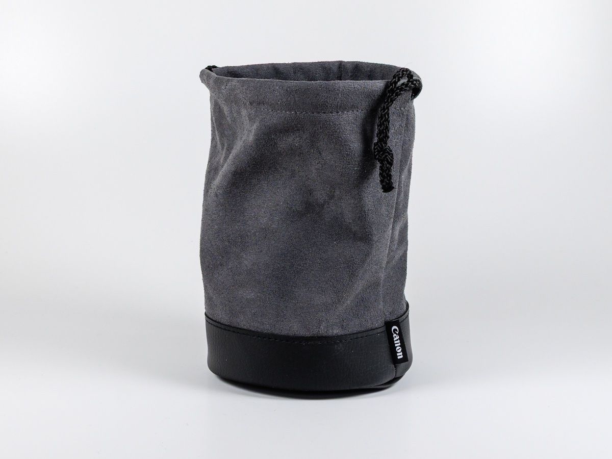 Canon Obiettivi: Canon LP1319 Objektiv-Beutel – Usato da Sennhof venduto da chaoscrack