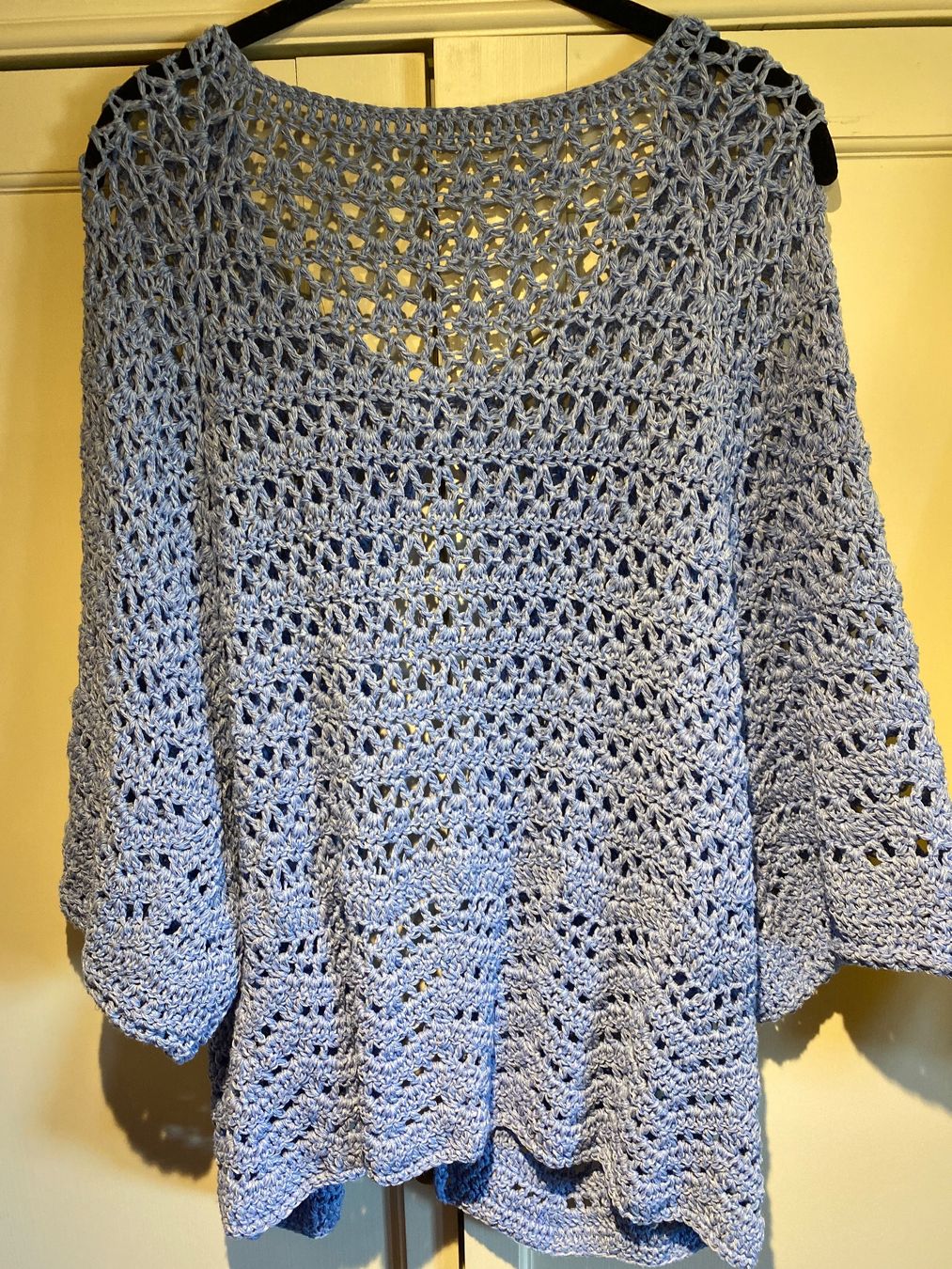 Giacche: STRICKJACKE DAMEN,EINZELSTÜCK,HANDGEMACHT – Nuovo e nell'imballaggio originale da Meienried venduto da ManuelaBoutique 3
