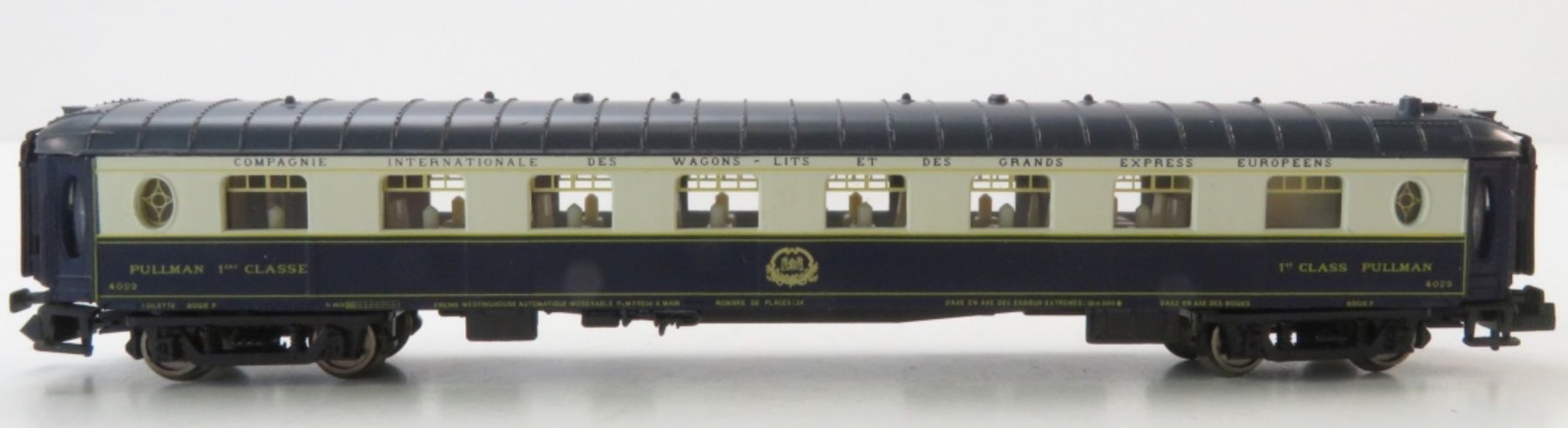 Arnold Modellini di ferrovie: Arnold - Pullman Wagen (3904K) – Usato da Erlenbach ZH venduto da B016177