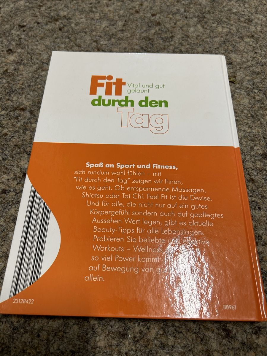 Bücher: Buch Fit durch den Tag Gesundheitsbuch – Gebraucht aus Esslingen von Tksales 1