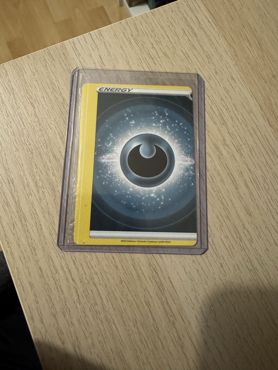 Pokémon Carte collezionabili: Pokemon Energy karte error – Usato da Ostermundigen venduto da Devrim_1994